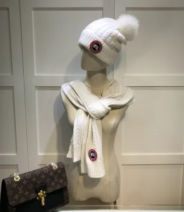 Canada Goose White Cable Knit Hat And Scarf Set With Pompom For Winter Elegance #999915305