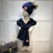 Canada Goose Cable Knit Hat And Scarf Set With Pompom For Winter Warmth And Style #999915306