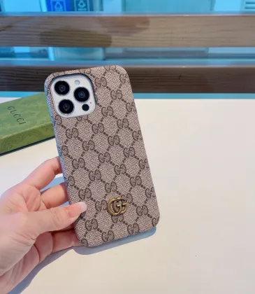 Classic Gucci Phone Case With Iconic GG Pattern And Metal Logo For Timashionable Tech Accessorizing #A24452