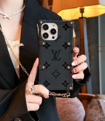 Luxury Black Louis Vuitton Phone Case With Chain Strap And Iconic Motifs For Fashion - Forward Tech #A24458