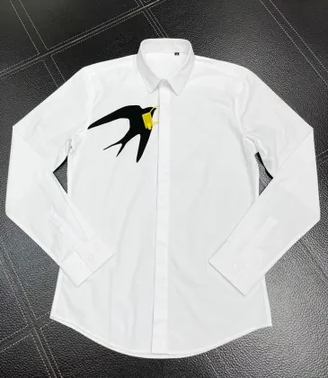 Alexander McQueen White Shirt With Iconic Black Swallow Graphic For High - Fashion Styling #A23457
