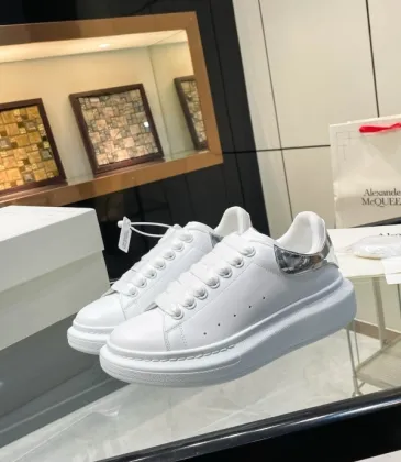 Alexander McQueen Shoes for Unisex McQueen Sneakers #A55845