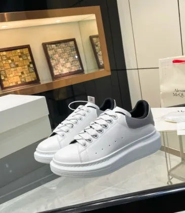 Alexander McQueen Shoes for Unisex McQueen Sneakers #A55848