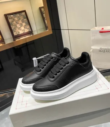 Alexander McQueen Shoes for Unisex McQueen Sneakers #A55852