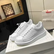Alexander McQueen Shoes for Unisex McQueen Sneakers #A55854