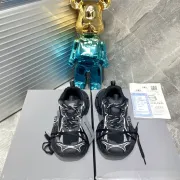Balenciaga shoes for Balenciaga Unisex Shoes #A22282