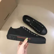 Burberry Shoes for Men's and women Sneakers #A40235