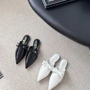 Chanel shoes for Women's Chanel Pumps Mule Chanel Couro Branca Black/White #A54183