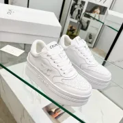 CELINE - BLOCK SNEAKER WITH TRIOMPHE IN CALFSKIN #A49036