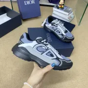 Dior Shoes for Men's and women Sneakers #A44711