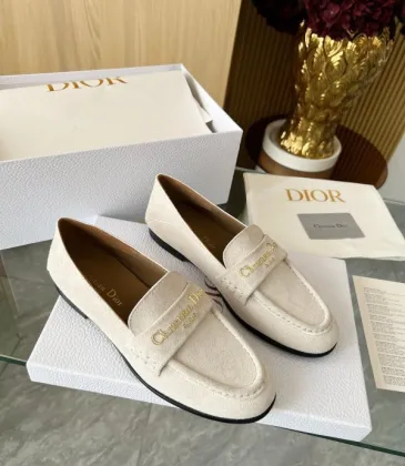 Dior Shoes for Women's Sneakers #A56161