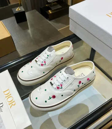 Dior Shoes for Women's Sneakers #A61184
