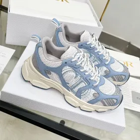 Dior Shoes for Women's Sneakers #A64247