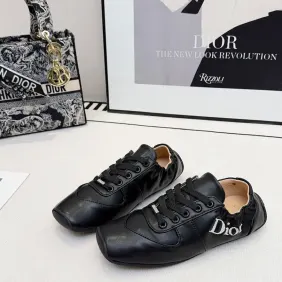 Dior Shoes for Women's Sneakers #A64252