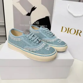 Dior Shoes for Women's Sneakers #A64255