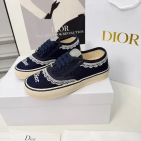 Dior Shoes for Women's Sneakers #A64257