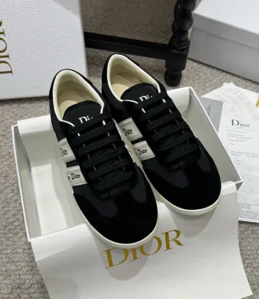 Dior Shoes for Women's Sneakers #A64338