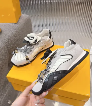Fendi shoes for Women's Fendi Sneakers #A64357