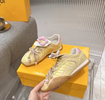 Fendi shoes for Women's Fendi Sneakers #A64359