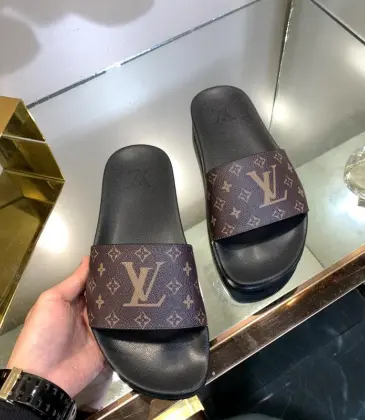 Louis Vuitton Men's Women New Slippers non-slip Indoor shoes #9874676