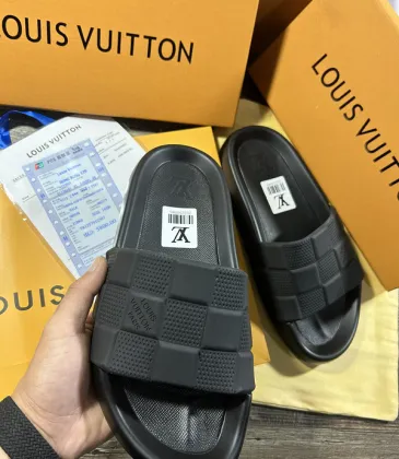 Louis Vuitton Shoes for Men's Louis Vuitton Slippers #999935204