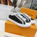Louis Vuitton Shoes for Women's Louis Vuitton Sneakers #A49378