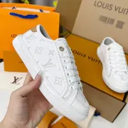 Louis Vuitton Shoes for Women's Louis Vuitton Sneakers #A49421