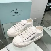 Prada Shoes for Women's Prada Sneakers #A64156