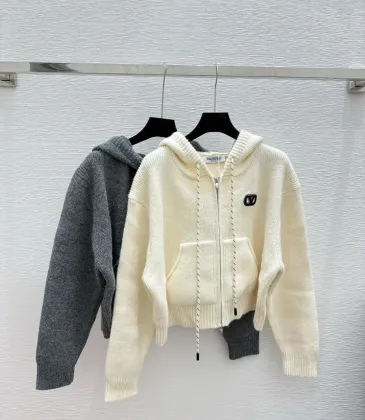 2025 Valentino Designer Women's Wool Hooded Sweaters Chic Zip   up Styles in Timeless Grey and Cream Colors #A54846