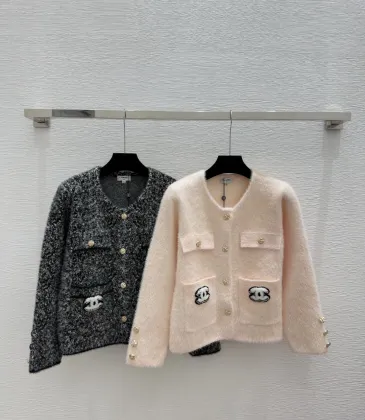 Chanel Women's Knitted Cardigans Tweed  Style Fabric with CC Logo and Gold Button Details for Luxury Enthusiasts #A56300