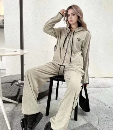 Prada 2024 new Fashion Tracksuits for Women #A37033